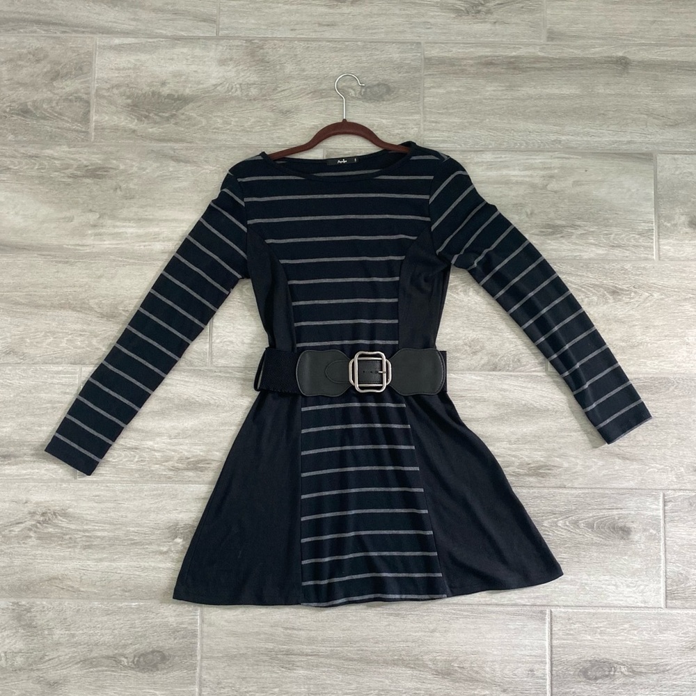 Papaya Black With Gray Stripe Long Sleeves Dress with Belt Size M